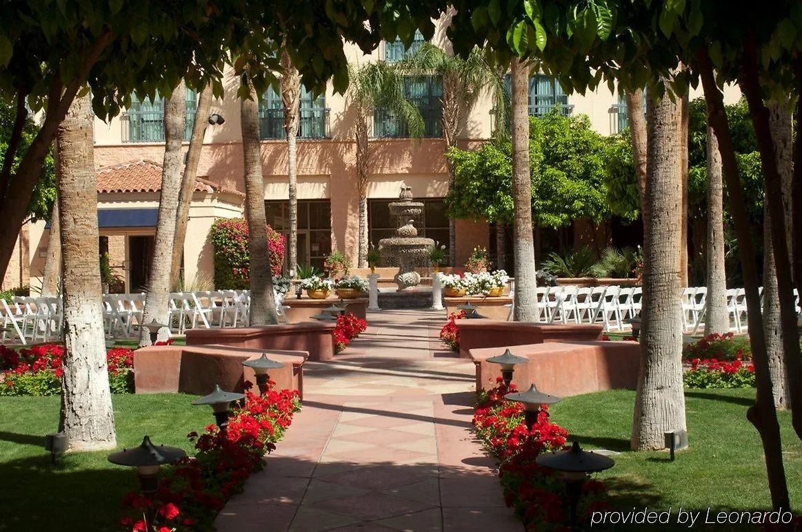 Tempe Mission Palms- Destination Fee Includes Parking Otel