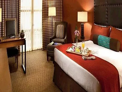Tempe Mission Palms- Destination Fee Includes Parking Hotell