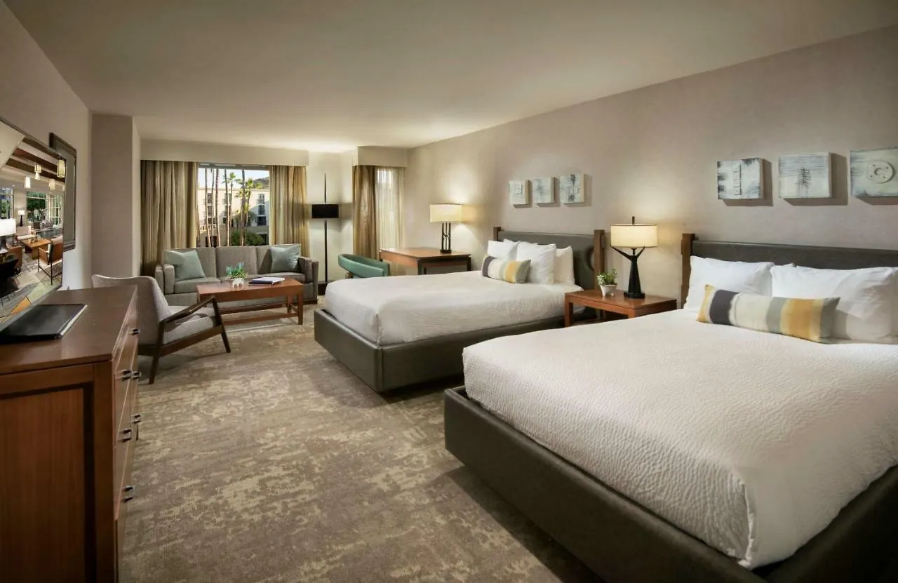 Tempe Mission Palms- Destination Fee Includes Parking Hotell