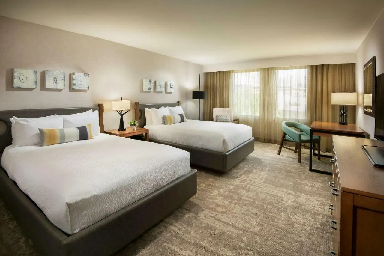Tempe Mission Palms- Destination Fee Includes Parking Hotell